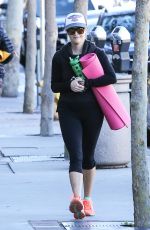 REESE WITHERSPOON Leaves Yoga Class in Los Angeles 11/17/2015