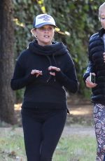 REESE WITHERSPOON Leaves Yoga Class in Los Angeles 11/17/2015