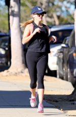 REESE WITHERSPOON Out Jogging in Los Angeles 11/03/2015