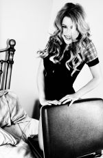 RENEE OLSTEAD by Marisa Pike 