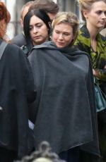 RENeE ZELLWEGER on the Set of Bridget Jones