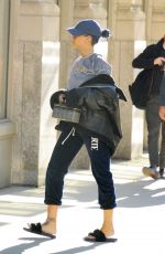 RIHANNA Arrives at Her Apartment in New York 11/21/2015