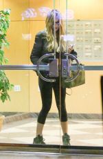 SOFIA VERGARA Leaves Curvalicious Spa in Los Angeles 11/17/2015