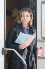 SOPHIA BUSH on the Set of Chicago P.D. in Chicago 11/19/2015