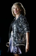 TAYLOR SWIFT Performs at The 1989 World Tour in Sydney 11/28/2015