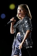 TAYLOR SWIFT Performs at The 1989 World Tour in Sydney 11/28/2015