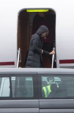 TAYLOR SWIFTS Boards at a Private Jet in New Zealand 11/25/2015