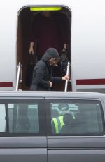 TAYLOR SWIFTS Boards at a Private Jet in New Zealand 11/25/2015