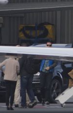 TAYLOR SWIFTS Boards at a Private Jet in New Zealand 11/25/2015