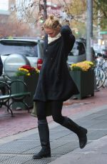 UMA THURMAN Out for Lunch at Da Silvano Restaurant 11/09/2015