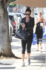 VANESSA MINNILLO in Leggings Out and About in Los Angeles 11/18/2015
