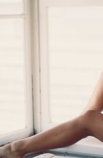 ALEXIS REN - Heatwave for Planet Blue Photoshoot