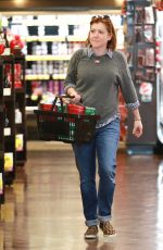 ALYSON HANNIGAN Shopping at Ralphs in Brentwood 12/04/2015