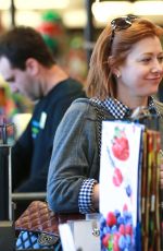 ALYSON HANNIGAN Shopping at Ralphs in Brentwood 12/04/2015