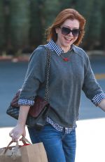ALYSON HANNIGAN Shopping at Ralphs in Brentwood 12/04/2015