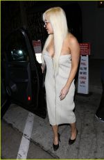 AMANDA BYNES Arrives at Craig