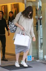 ANNE HATHAWAY Leaves a Lingerie Store in Beverly Hills 12/22/2015