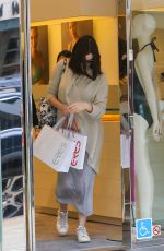 ANNE HATHAWAY Leaves a Lingerie Store in Beverly Hills 12/22/2015
