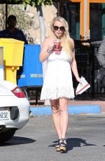 BRITNEY SPEARS Out and About in Calabasas 08/12/2015