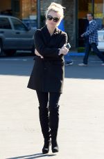 BRITNEY SPEARS Out Shopping in Calabasas 12/17/2015