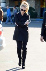 BRITNEY SPEARS Out Shopping in Calabasas 12/17/2015