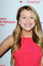 BROOKE SORENSON at Children’s Miracle Network Hospital’s Winter Wonterland Ball in Hollywood 12/12/2015