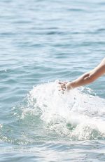CASEY BATCHELOR Paddleboarding in Tenerife 12/24/2015