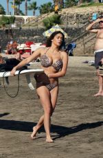 CASEY BATCHELOR Paddleboarding in Tenerife 12/24/2015