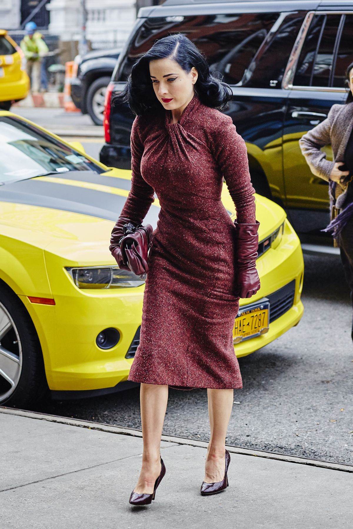 DITA VON TEESE Arrives at Her Hotel in New York 12/03/2015 – HawtCelebs