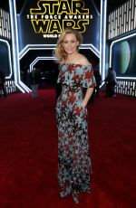 ELIZABETH BANKS at Star Wars: Episode VII – The Force Awakens Premiere in Hollywood 12/14/2015