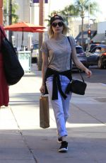EMMA ROBERTS Out Shopping in Los Angeles 12/02/2015