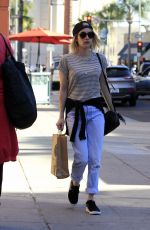 EMMA ROBERTS Out Shopping in Los Angeles 12/02/2015
