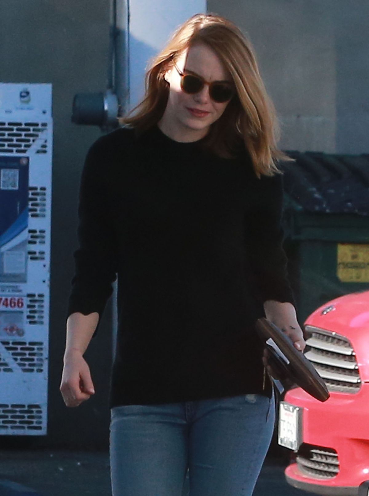 EMMA STONE at a Gas Station in Studio City 12/18/2015 – HawtCelebs