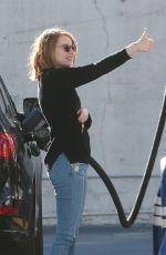 EMMA STONE at a Gas Station in Studio City 12/18/2015