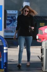 EMMA STONE at a Gas Station in Studio City 12/18/2015