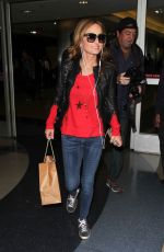 GIADA DE LAURENTIIS Arrives at LAX Airport in Los Angeles 12/10/2015