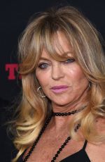 GOLDIE HAWN at The Hateful Eight Premiere in Hollywood 12/07/2015