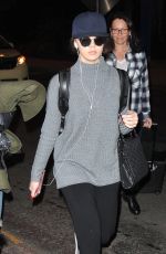 HAILEE STEINFELD Arrives at Philadelphia International Airport 12/09/2015