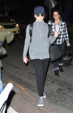 HAILEE STEINFELD Arrives at Philadelphia International Airport 12/09/2015
