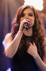 HAILEE STEINFELD at 101.3 kdwb