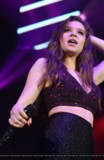 HAILEE STEINFELD at at B96 Pepsi Jingle Bash 2015 12/12/2015
