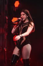 HAILEE STEINFELD at q102’s Jingle Ball 2015 in Philadelphia 12/09/2015