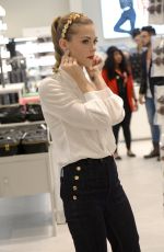 JAIME KING at H&M Celebrates 500th North American Store Opening at Dolphin Mall 12/10/2015
