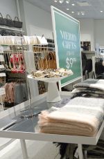 JAIME KING at H&M Celebrates 500th North American Store Opening at Dolphin Mall 12/10/2015