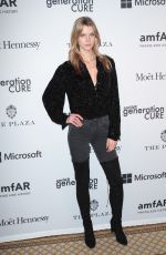 JAYNE MOORE at 2015 Amfar Generation Cure Holiday Party in New York 12/03/2015