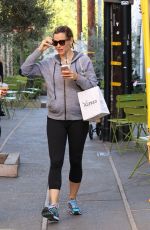 JENNIFER GARNER Out and About in Brentwood 12/05/2015