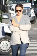 JENNIFER GARNER Out for Morning Coffee in Brentwood 12/08/2015