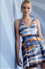 JENNIFER LAWRENCE in L