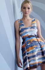 JENNIFER LAWRENCE in L
