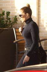 JENNIFER LOPEZ Out and About in Los Angeles 12/13/2015